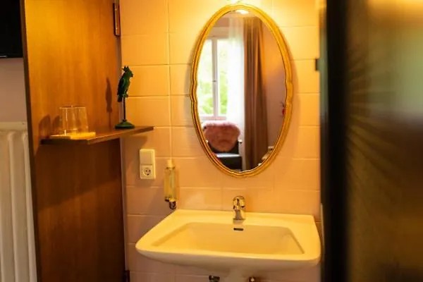 Am Bach ホテル 3*